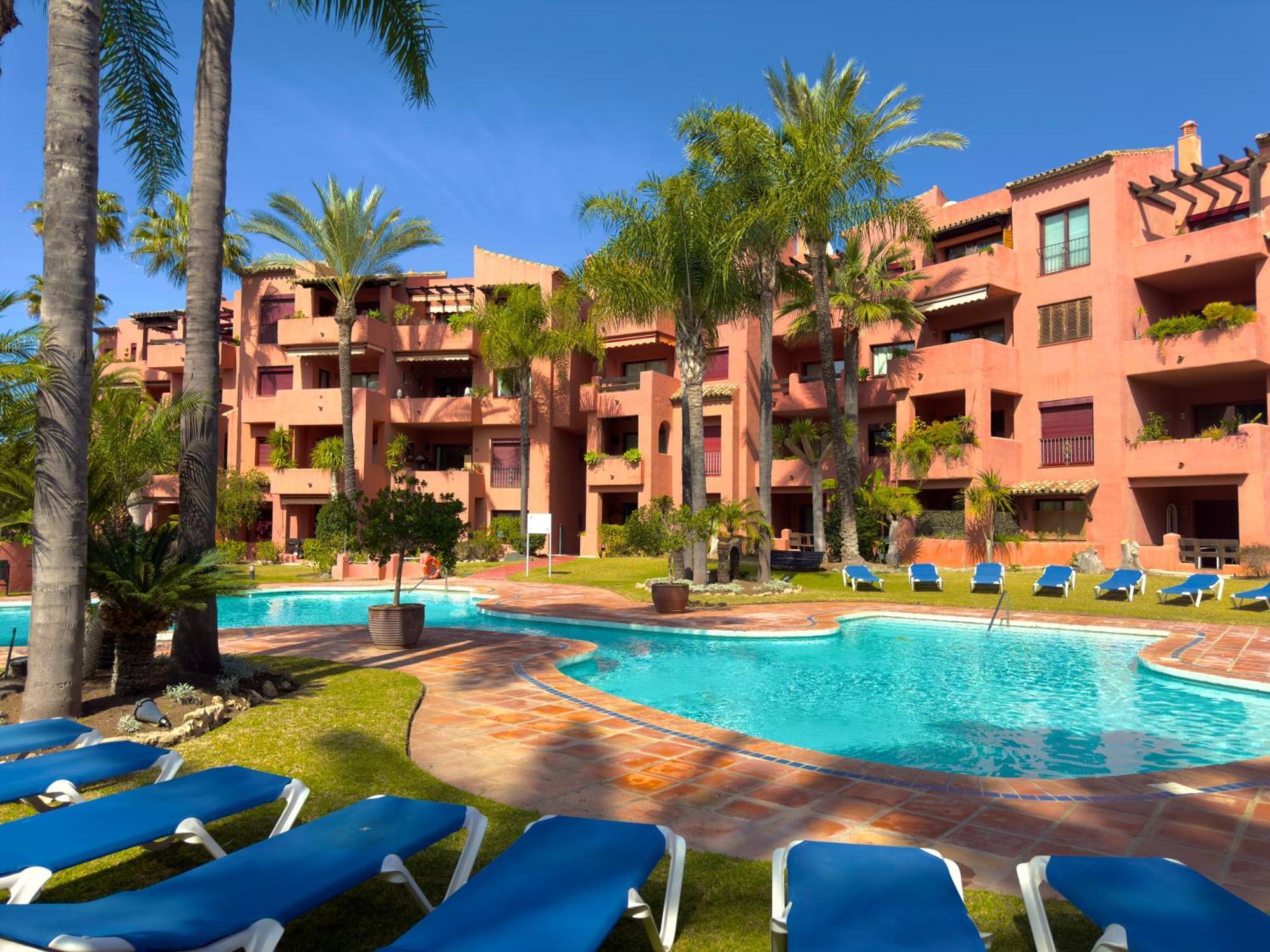 Apartamento Marbella Alicate Beach ภายนอก รูปภาพ