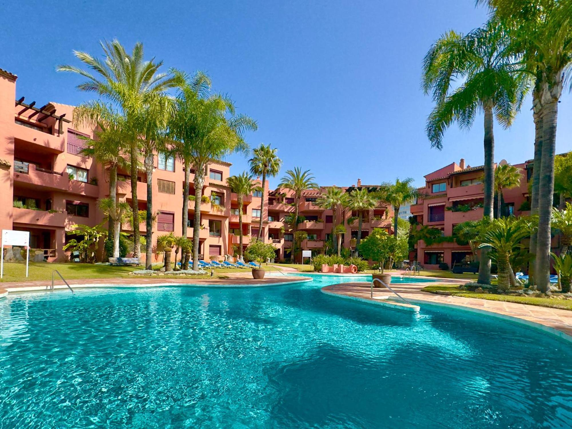 Apartamento Marbella Alicate Beach ภายนอก รูปภาพ