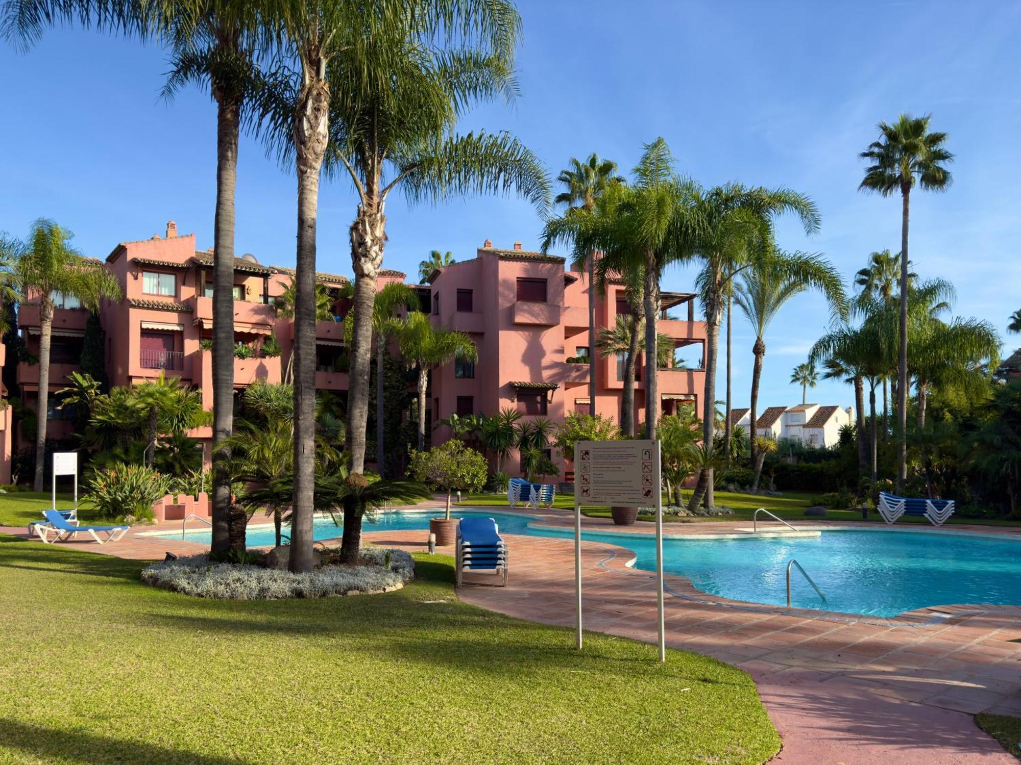 Apartamento Marbella Alicate Beach ภายนอก รูปภาพ